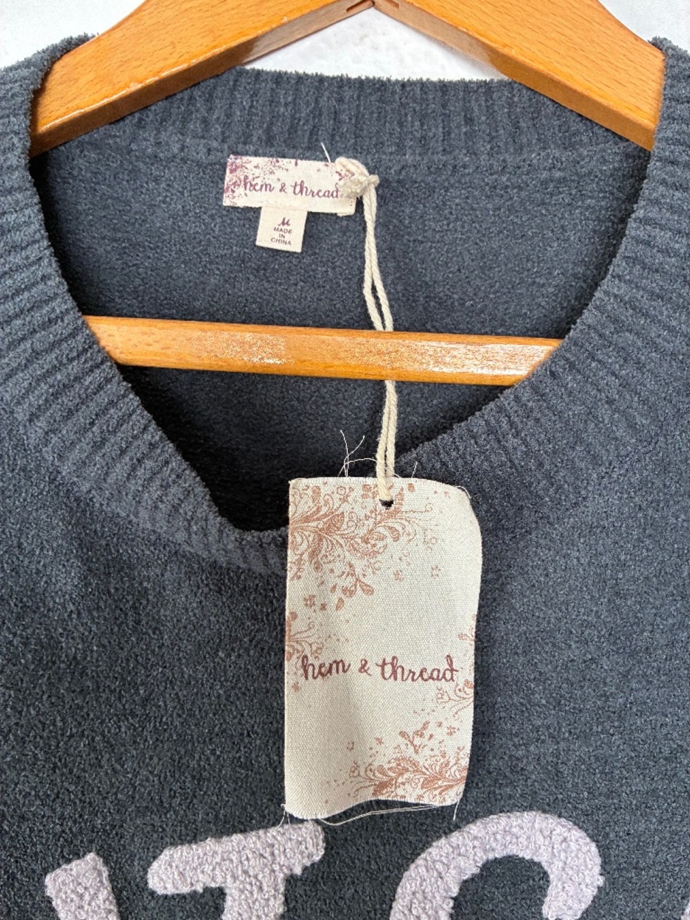 Hem & Thread Wish Pullover Crew Neck Sweater Medium Cozy Cabin Winter - Picture 3 of 7